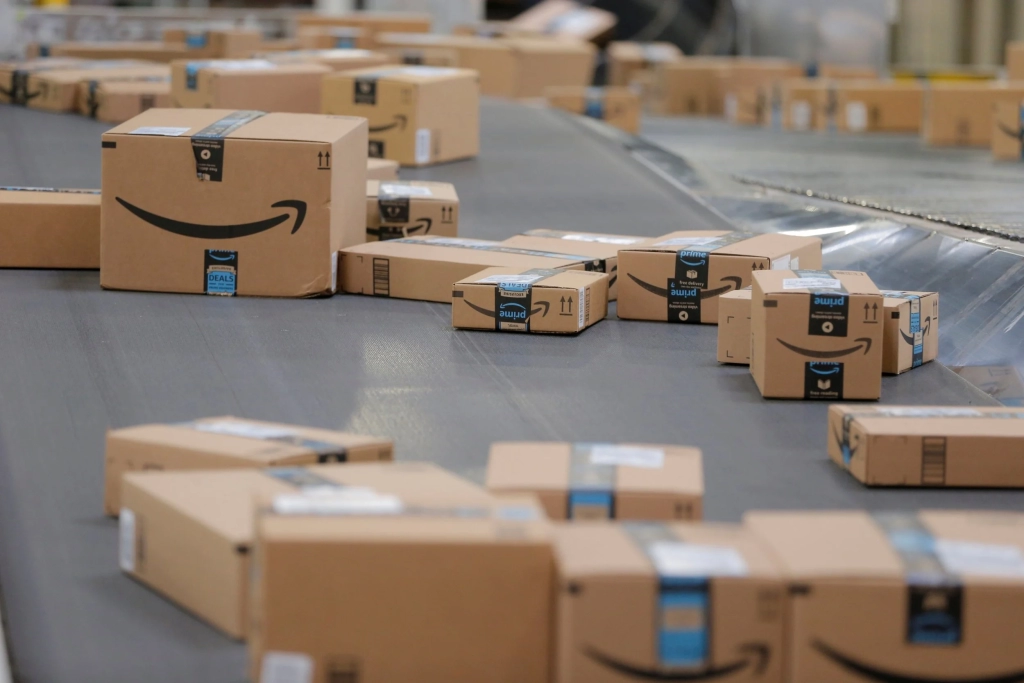 Efficient BAU enables Amazon's real-time inventory tracking and predictive analytics